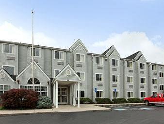 Quality & Hotel Knoxville