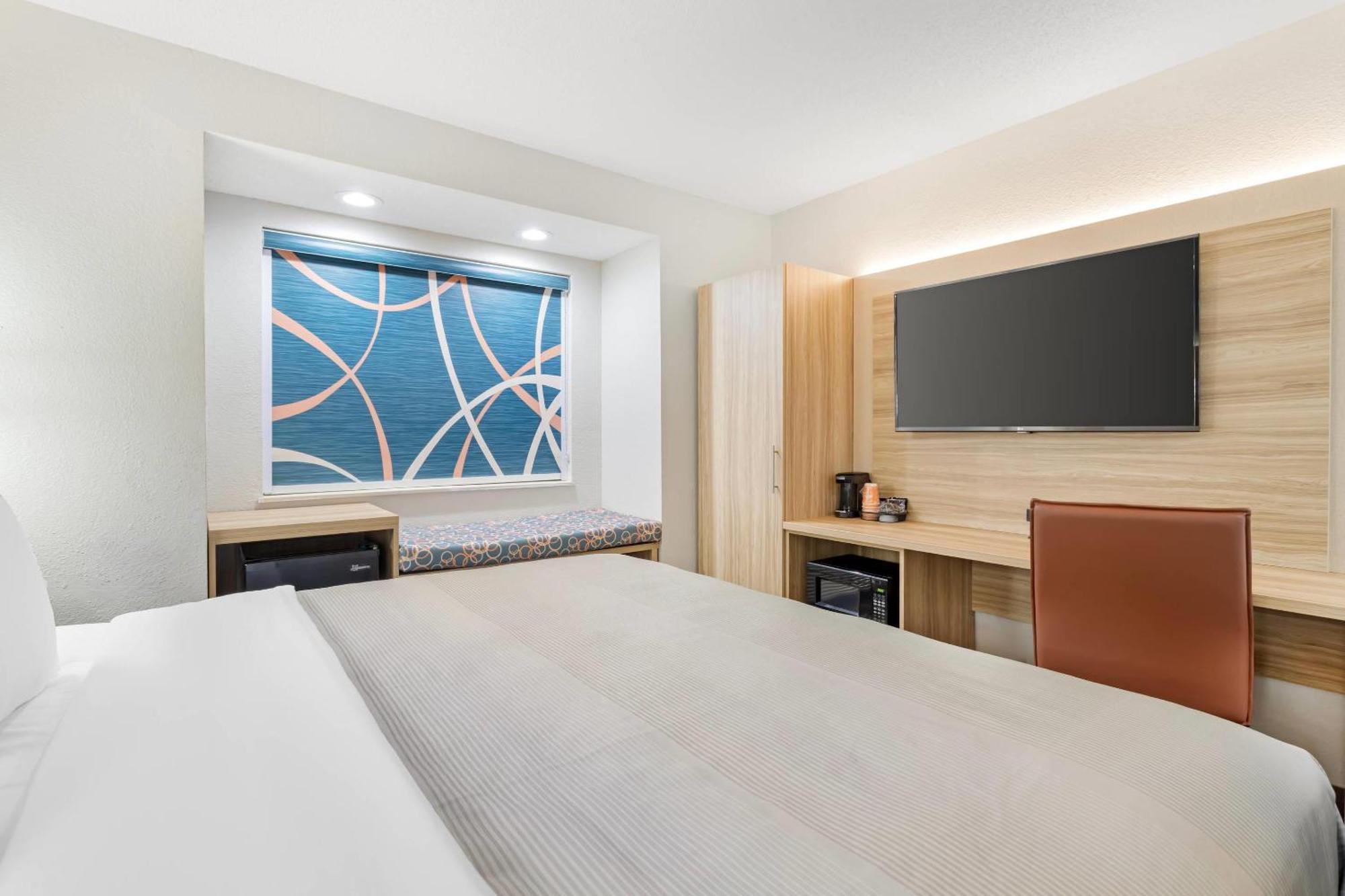 Quality & Hotel Knoxville